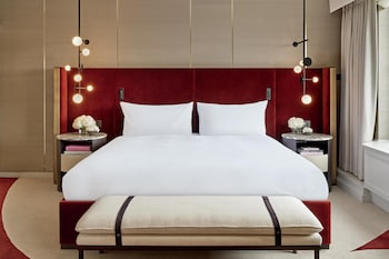 Suite (Ambassador)