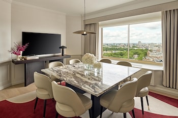 Suite (Ambassador)