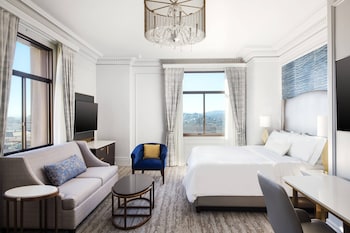 Junior Suite, 1 King Bed