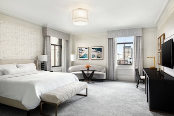 Junior Suite, 1 King Bed