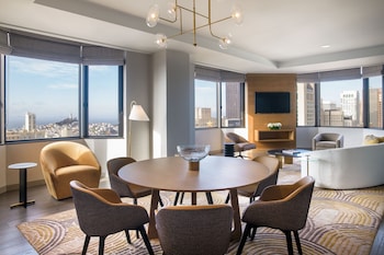 Luxury Suite, 2 Bedrooms (View)