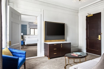Suite, 1 Bedroom (View)