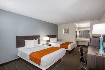 Room, 2 Queen Beds, Non Smoking (Exterior Corridor)