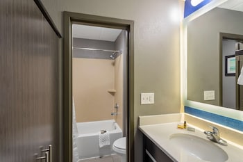 Standard Room, 2 Queen Beds, Non Smoking, Refrigerator & Microwave
