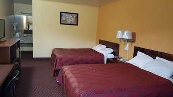 Standard Room, 2 Double Beds, Non Smoking, Ground Floor
