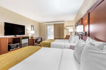 Standard Room, 2 Queen Beds, Non Smoking
