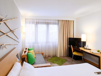 MyRoom by Anna: Eco Room with 1 Queen-Size Bed