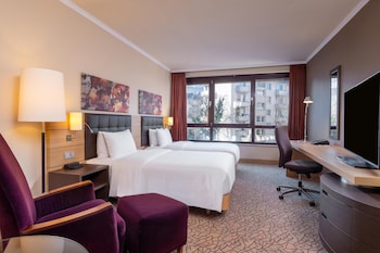 Twin Guest Room City Wing