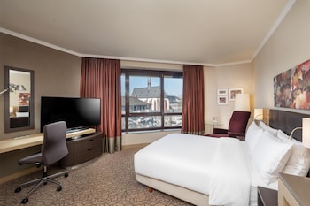 Queen Guest Room City Wing