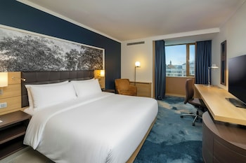 Family Connecting Room Rhine Wing