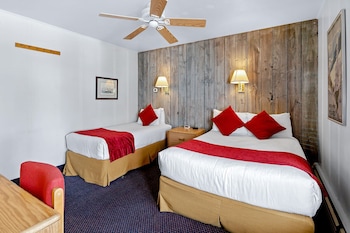 Standard Room, 1 Queen Bed