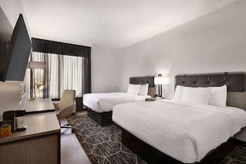 Room, 2 Queen Beds, Accessible, Non Smoking (Mobility Bathtub w/Grab Bars)