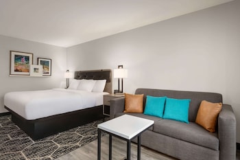 Deluxe Room, 1 King Bed, Non Smoking
