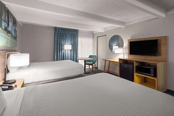 Double Room, 2 Double Beds, Accessible