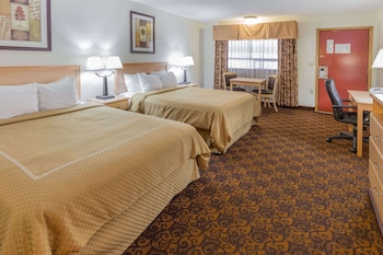 Standard Room, 2 Queen Beds, Non Smoking