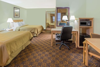 Room, 2 Queen Beds, Accessible, Non Smoking (Mobility Pet-Friendly)
