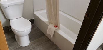 Standard Room, 2 Queen Beds, Non Smoking