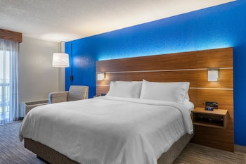 Standard Room, 1 King Bed