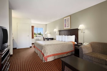Standard Room, 1 King Bed, Smoking