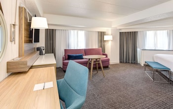 Superior Room, 1 King Bed (Preferred Corner King with Sofabed)