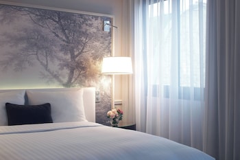 Room, 1 Queen Bed, Garden View