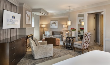 Suite, Fireplace