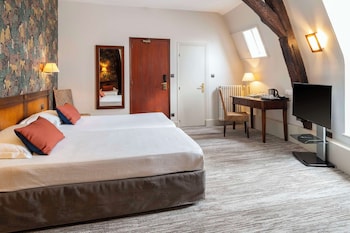Comfort Room, 3 Twin Beds, Non Smoking