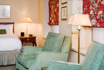 Classic Room, 1 Queen Bed - Accessible