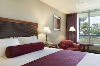 Room, 2 Double Beds, Non Smoking