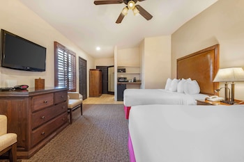 Standard Room, 2 Queen Beds, Accessible, Non Smoking