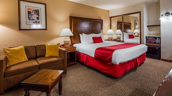Standard Room, 1 Queen Bed, Non Smoking, Refrigerator & Microwave (Shower Only)