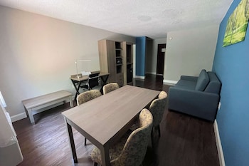 Suite, Multiple Beds, Non Smoking