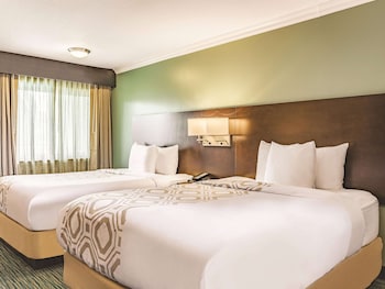 Superior Room, 2 Queen Beds, Non Smoking (Full Kitchen)