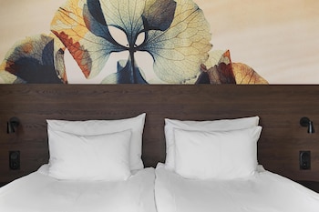 Superior Room, 1 King Bed, Non Smoking