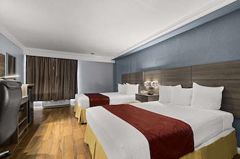 Standard Room, 2 Double Beds, Non Smoking, Balcony