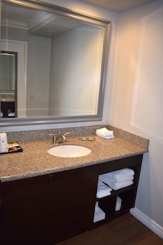 Suite, 2 Double Beds, Non Smoking, Balcony