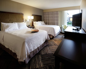 Room, 2 Queen Beds, Refrigerator