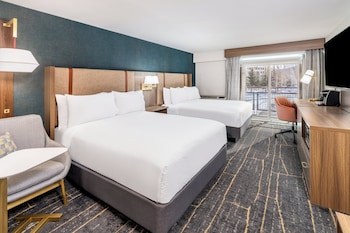 Standard Room, 2 Queen Beds, Balcony