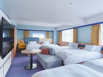 Premium Floor Deluxe Family Room (4 Beds) Non-Smoking