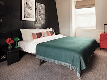 XL Studio, Sofa Bed, Shared Terrace
