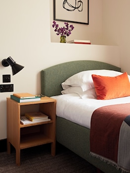 Small Room - Single Bed