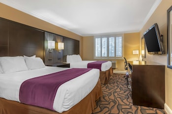 Standard Room, 2 Queen Beds, Non Smoking, Refrigerator & Microwave