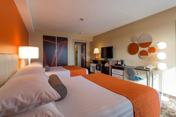 Room, 2 Queen Beds, Non Smoking, Balcony
