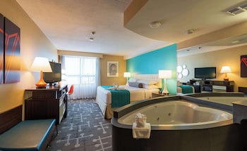 Deluxe Room, 1 King Bed, Non Smoking, Hot Tub