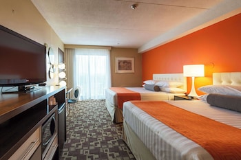 Room, 2 Queen Beds, Non Smoking, Balcony