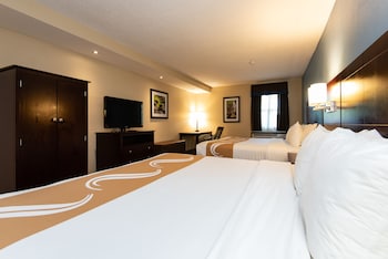 Family Suite (2 King and 1 Sofa Bed)