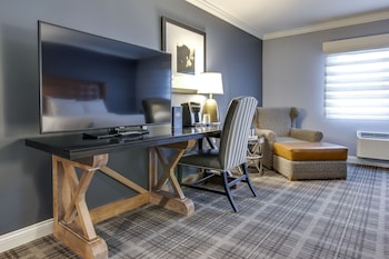 Room, 1 King Bed (Oversized)