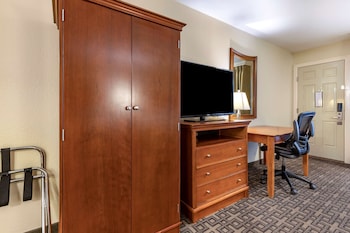Standard Room, 2 Double Beds, Accessible, Non Smoking