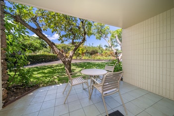 Studio, Garden View