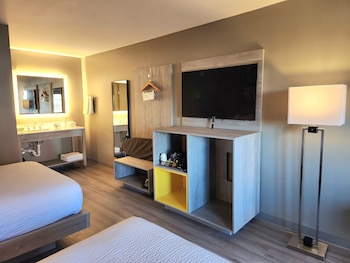 Room, 2 Double Beds, Smoking